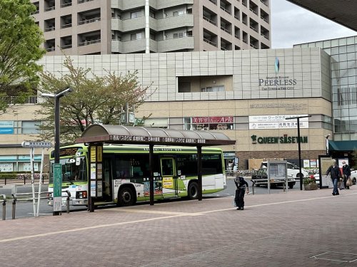 スーパー　クイーンズ伊勢丹 石神井公園店（スーパー）まで401m