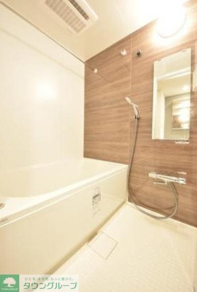 バス・シャワールーム　バス