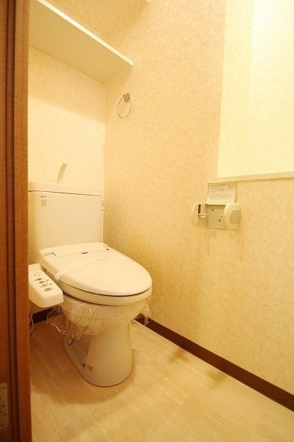 トイレ　同物件別部屋