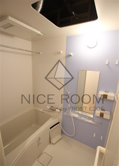 バス・シャワールーム　セレニテ心斎橋グランデ　風呂