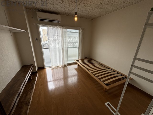 居室・リビング　エアコン付きで初期費用を抑えられます☆