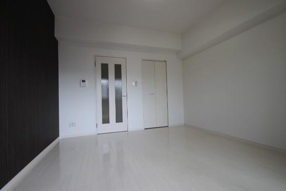 居室・リビング　別号室の写真です。