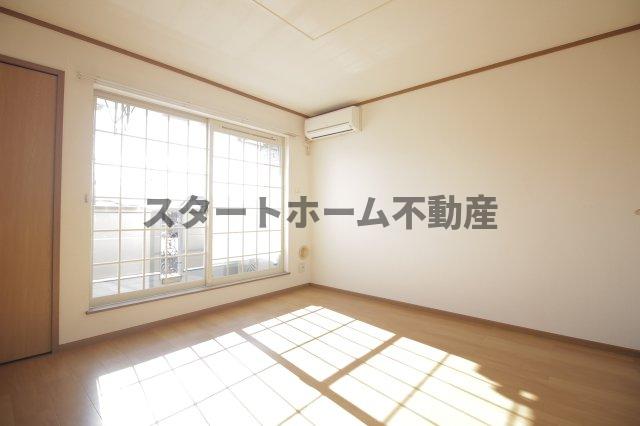 居室・リビング　ゆったりとした居間です