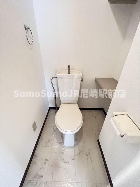 トイレ　トイレもきれいです