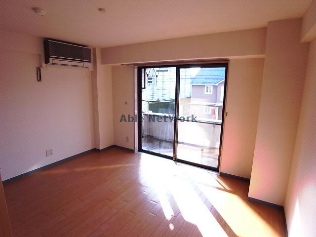 居室・リビング　居室