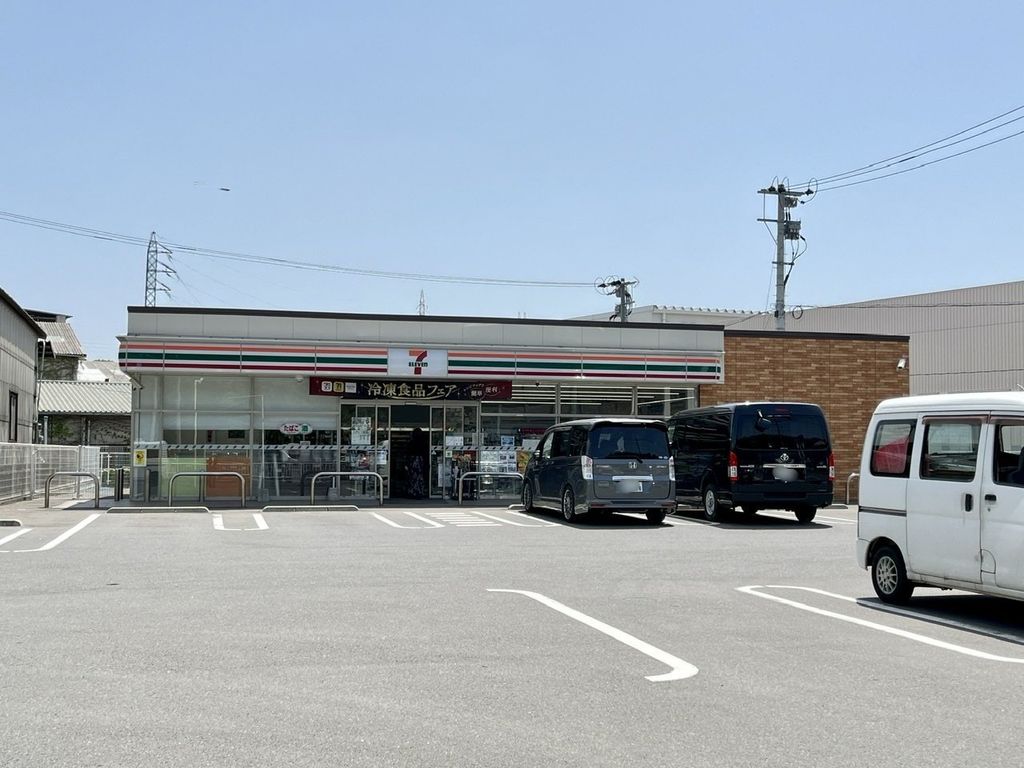 コンビニ　セブンイレブン佐世保白岳町店（コンビニ）まで510m