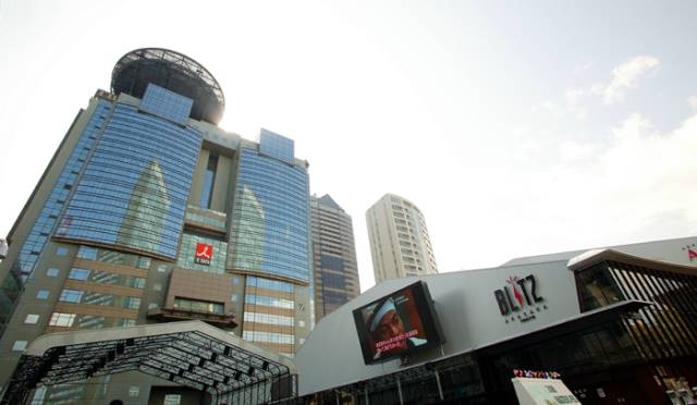 ショッピングセンター　赤坂サカス（ショッピングセンター）まで741m