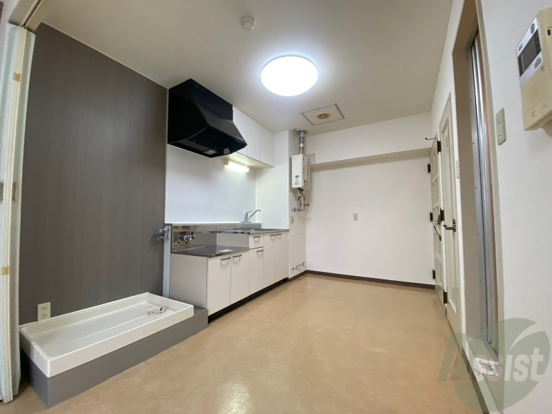 居室・リビング　広くてキレイなお部屋が広がっていて、充実した生活が送れそう。