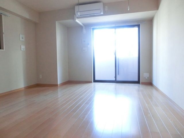 居室・リビング　室内（大和ハウス施工事例）