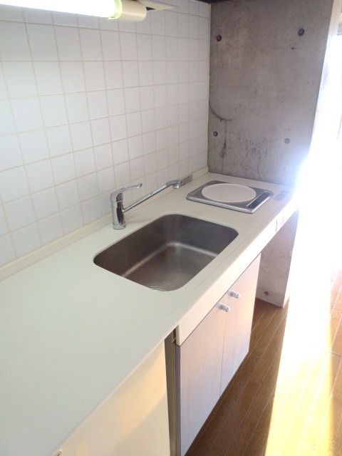 キッチン　★まな板置けるスペース有ります★ＩＨシステムキッチン★