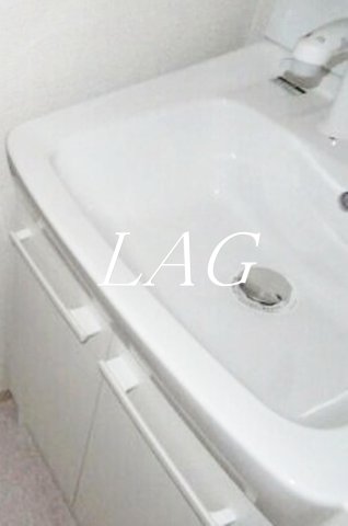 洗面設備　洗面台です。