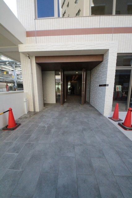 エントランス　エントランス