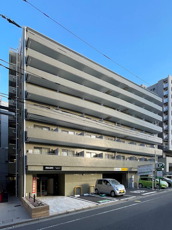 建物外観　SRC(鉄骨鉄筋コンクリート)構造　9階建て　総戸数101戸