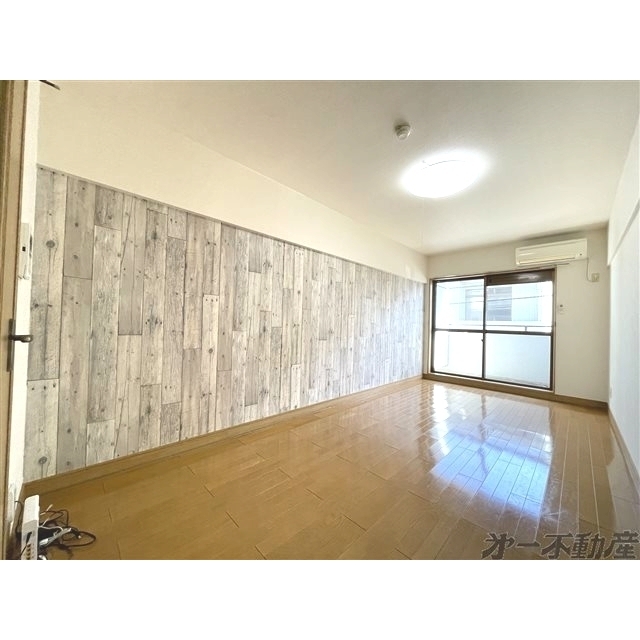 居室・リビング　洋室