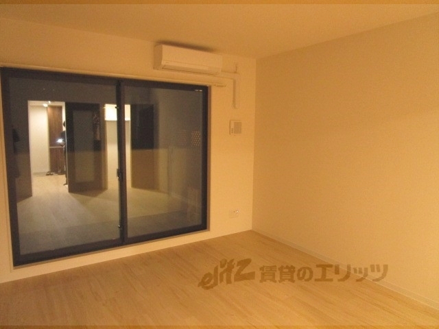 居室・リビング　洋室