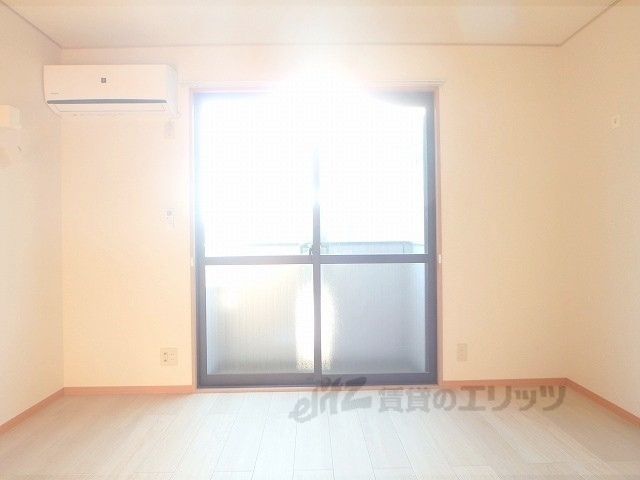 居室・リビング　洋室