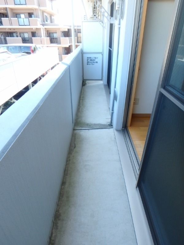 バルコニー　図面と現状に相違がある場合には現状を優先