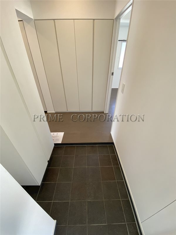 玄関　※参考写真※