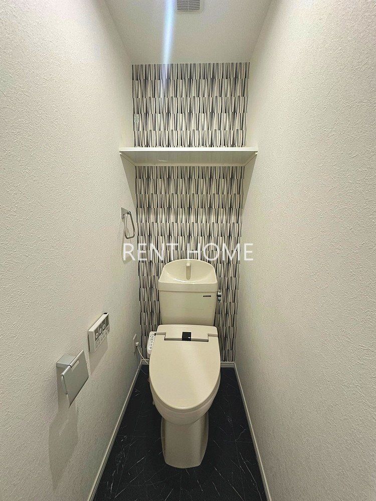 トイレ　ウォシュレット付き