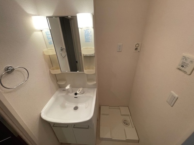 洗面設備　洗髪洗面化粧台