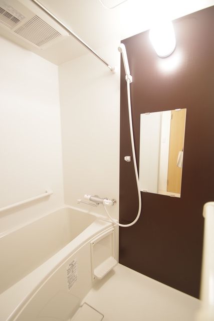 バス・シャワールーム　★お問い合わせはタウンハウジングまで★