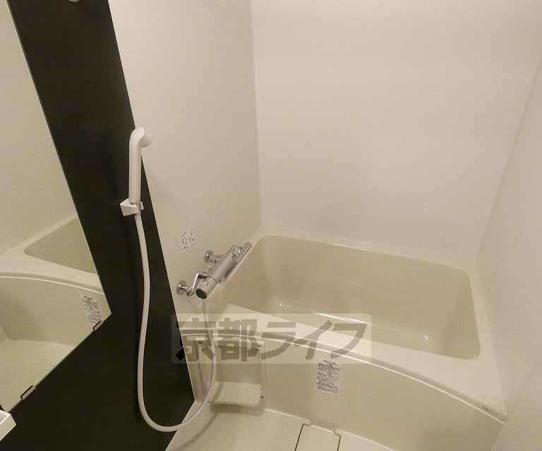 バス・シャワールーム　きれいなお風呂です。