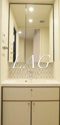 洗面設備　洗面台です。