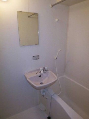 バス・シャワールーム　バスルーム