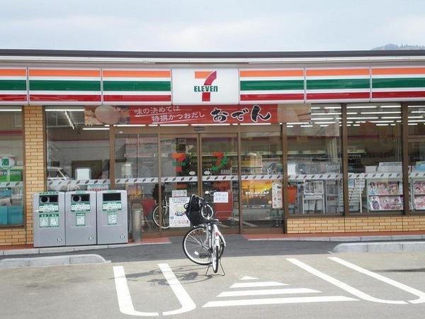 コンビニ　セブンイレブン久留米善導寺店（コンビニ）まで409m
