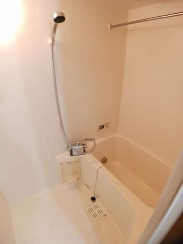バス・シャワールーム　お風呂です