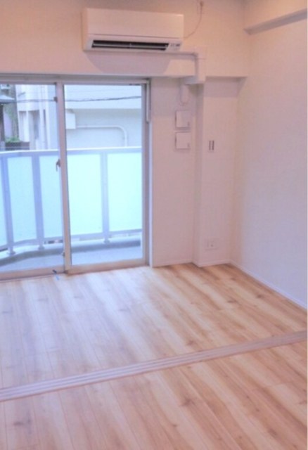 居室・リビング　同仕様