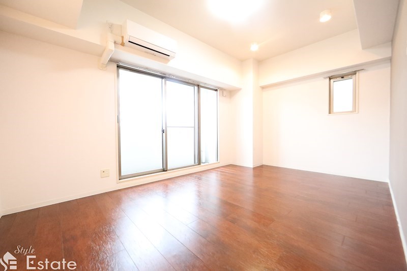 居室・リビング　LDK13.1帖　洋室6.0帖