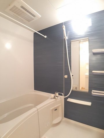 バス・シャワールーム　お風呂です