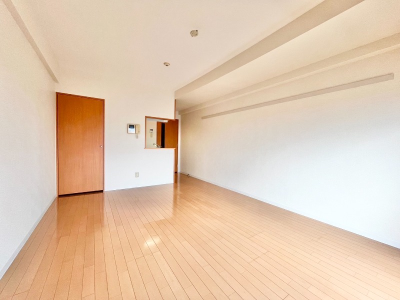 その他部屋・スペース　バルコニー側から見たお部屋♪