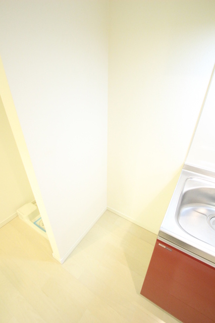 キッチン　４０１号室　冷蔵庫スペース