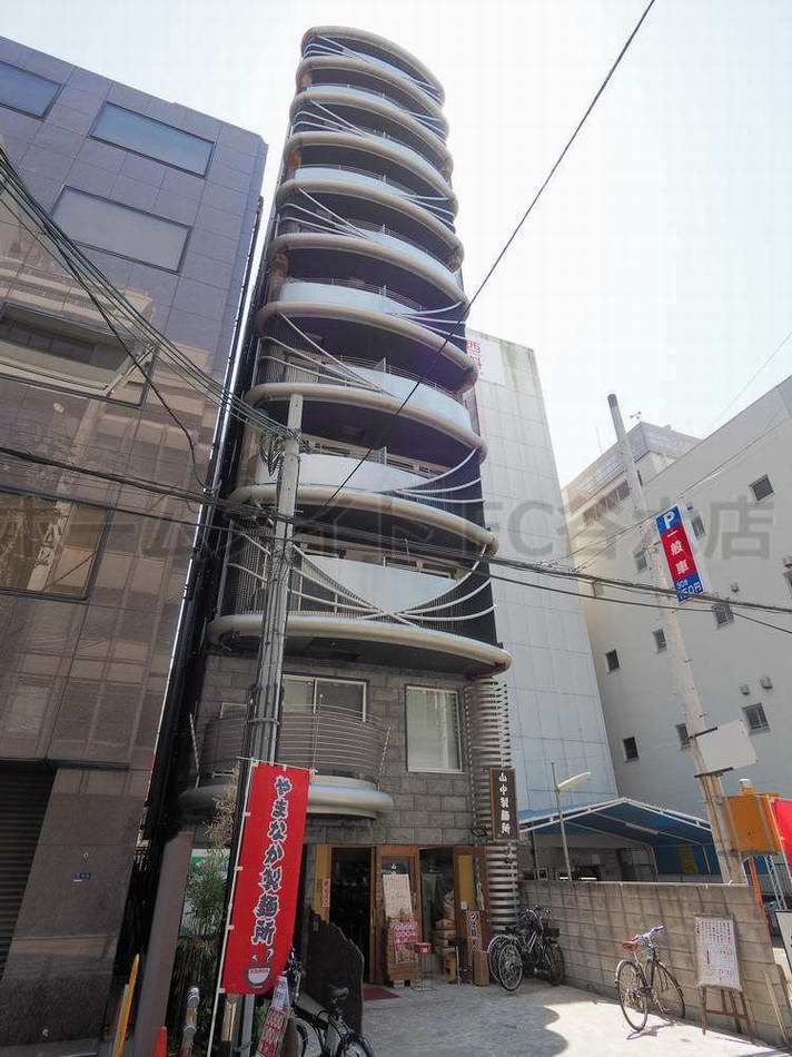 建物外観　メルシアター鈍色の風