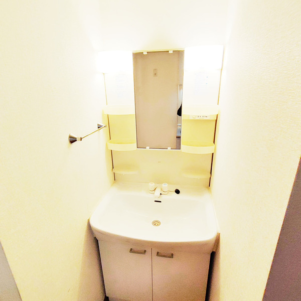 洗面設備　弊社は都内全域の物件をご紹介可能です！