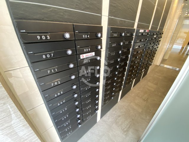 ロビー　SERENiTE本町reflet（セレニテ本町ルフレ）　ロビ