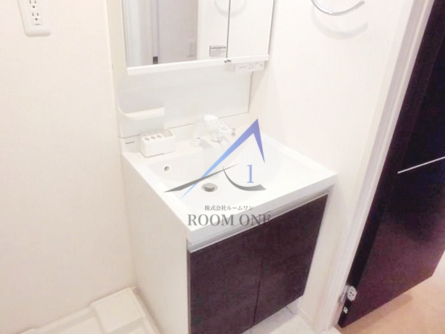 洗面設備　洗面台です。