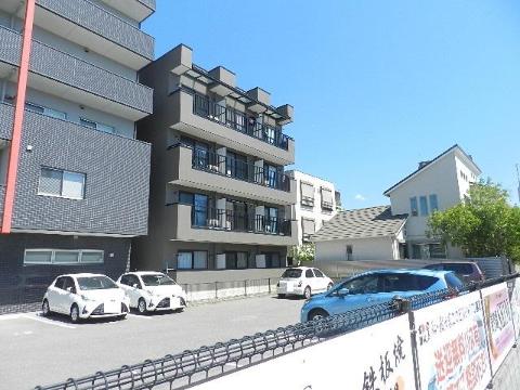 建物外観　外観写真（昼）