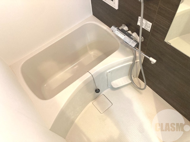 バス・シャワールーム　浴室乾燥機付きバス♪