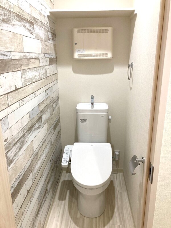トイレ　同タイプ同モデルを使用