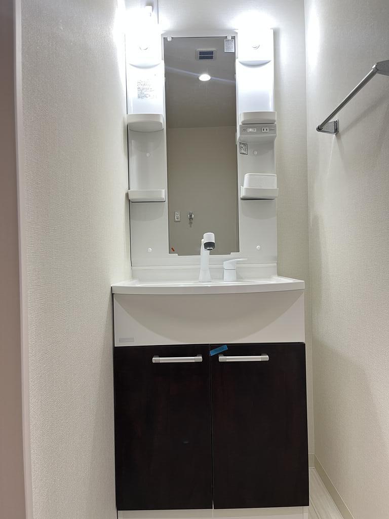 洗面設備　同タイプ同モデルを使用