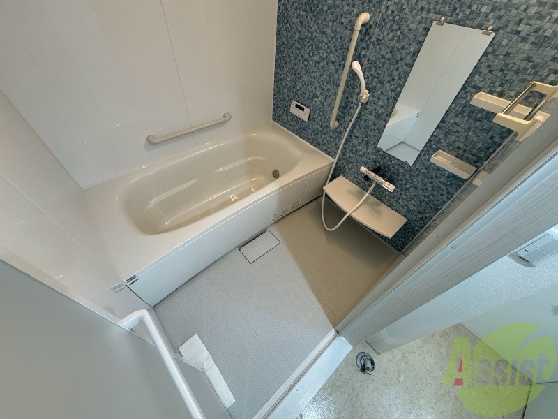 バス・シャワールーム　お風呂になります。一日の疲れを癒してくださいね。