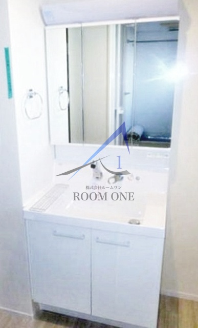 洗面設備　洗面台です。