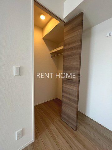 収納　ウォークインクローゼット