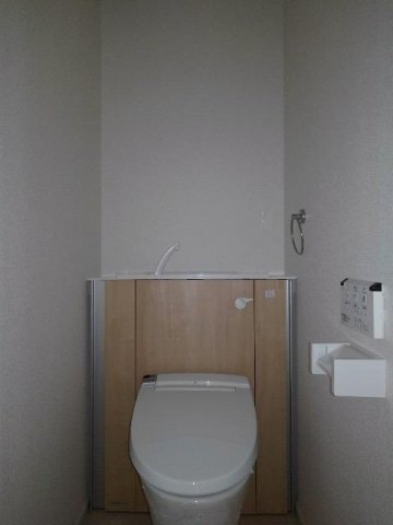 トイレ　シンプルで使いやすいトイレです
