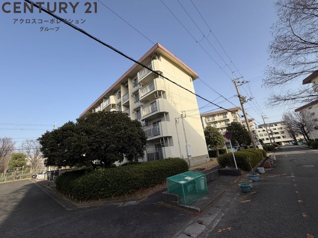 建物外観　敷地内に駐車場あります！