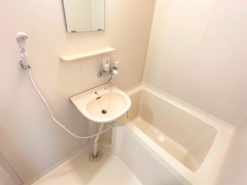 バス・シャワールーム　同型使用