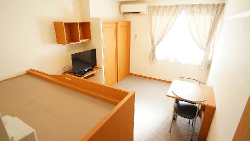 居室・リビング　同タイプ物件の為、実際とは異なる場合がございます。